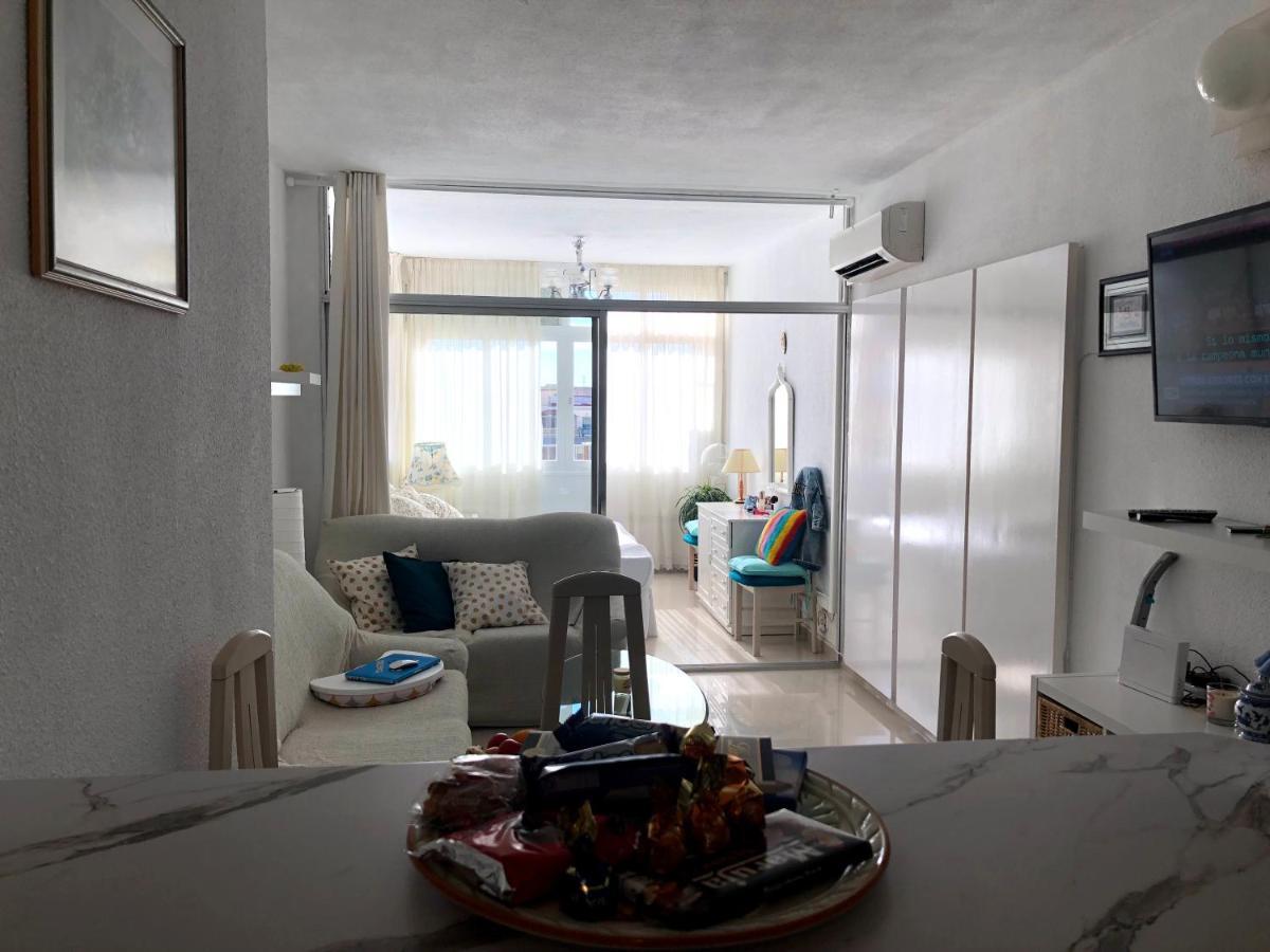 Home Away In The Heart Of Town Torremolinos Exteriör bild