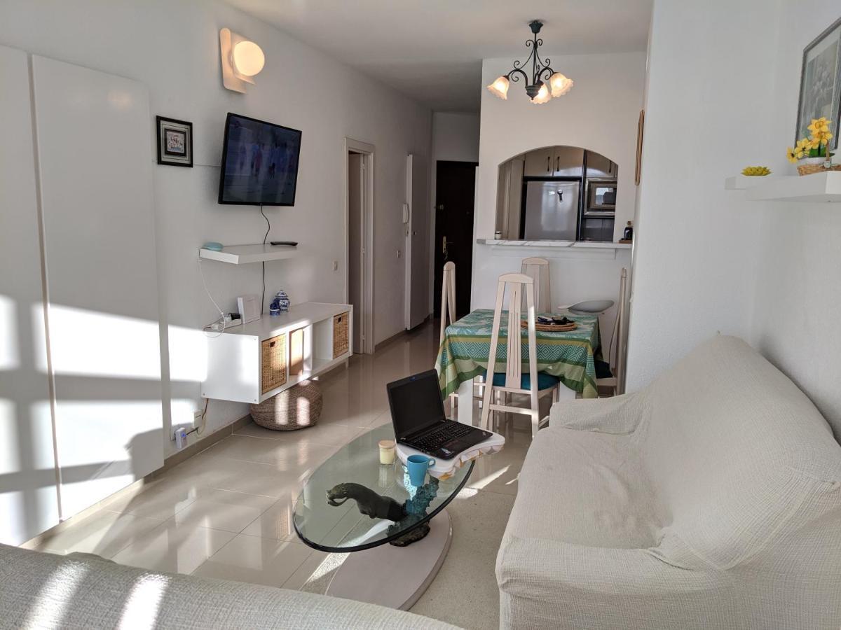 Home Away In The Heart Of Town Torremolinos Exteriör bild